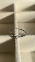 Load image into Gallery viewer, Dainty Heart Ring