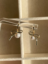 Load image into Gallery viewer, Fancy Bow Earrings